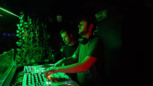 Starts his own party: Jungle Groove
