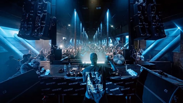 Sold-out main stage at Now Sessions, Rotterdam